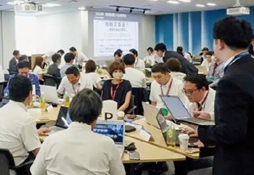 100億企業化分科会(企業価値向上フォーラム) 例会の様子