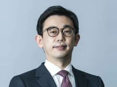 株式会社船井総合研究所　代表取締役社長　真貝 大介